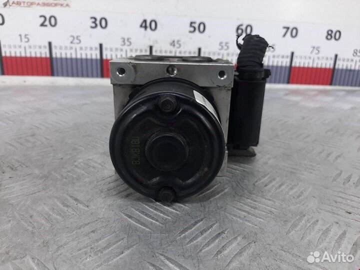 Блок ABS для Hyundai-KIA Tucson 1 589202E000