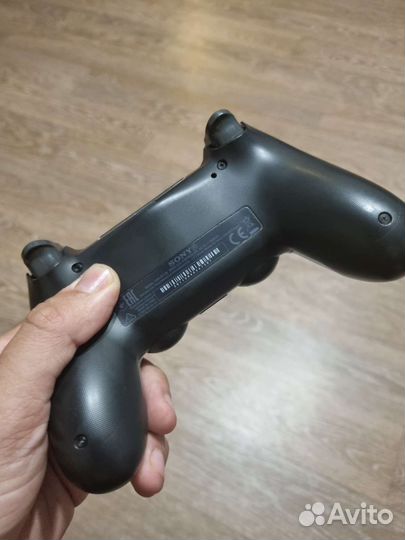 Джойстик dualshock ps4