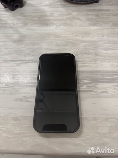 iPhone 15 Pro, 256 ГБ