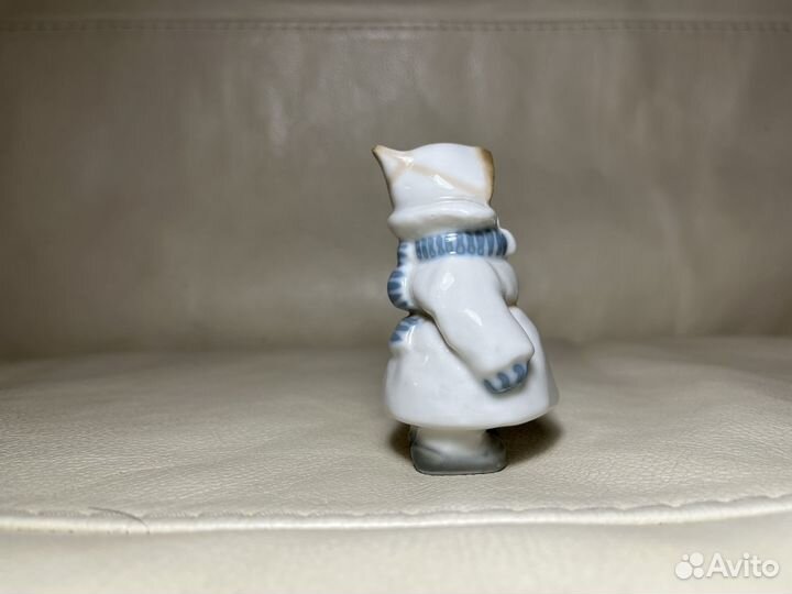 Статуэтка Укутыш. Обулся оделся. лзфи