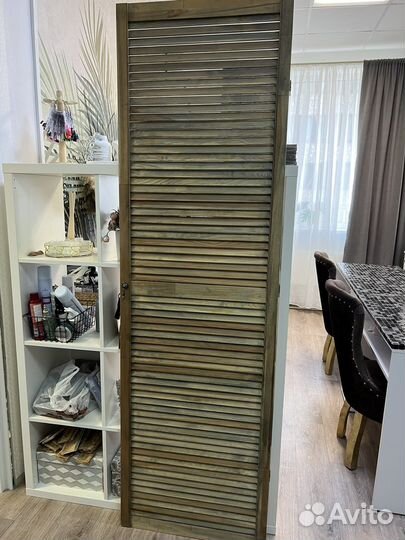 Дверца жализийная