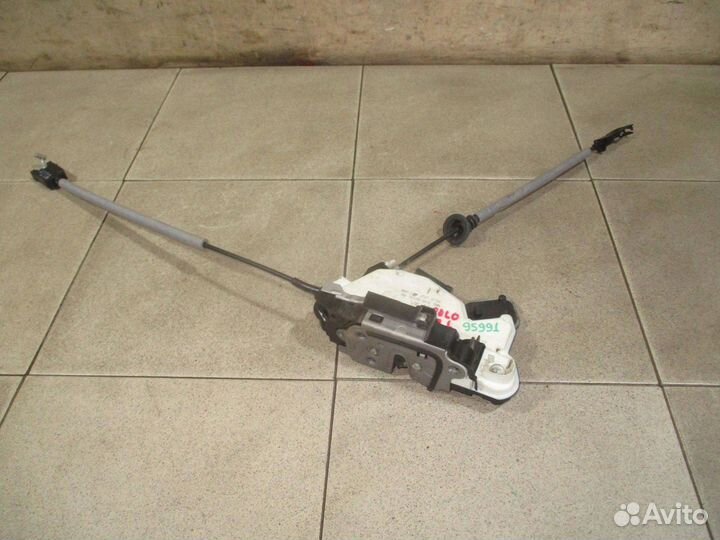 Замок двери передней левой VW Polo Sedan