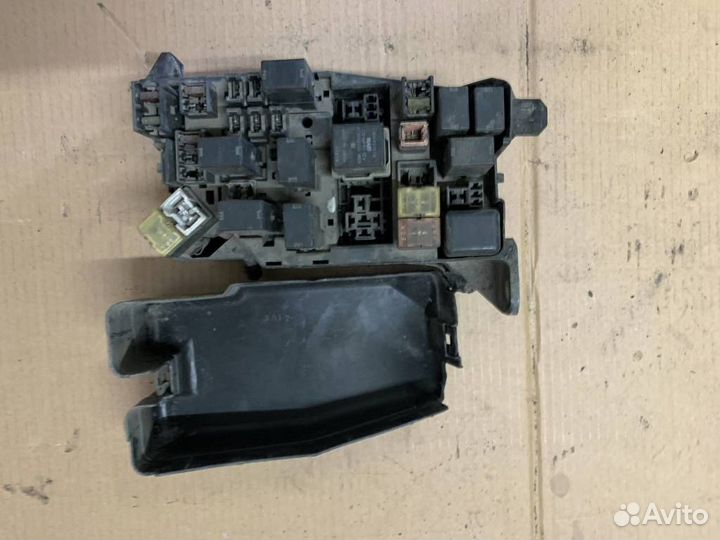 Блок предохранителей mitsubishi legnum EA1W