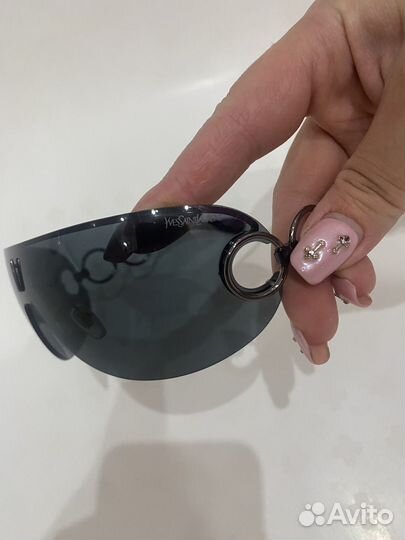 Солнцезащитные очки Yves Saint Laurent YSL