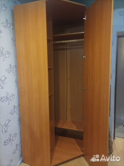 Шкаф пенал бу