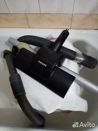 Моющий пылесос Philips Triathlon Turbo 1400w