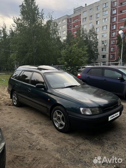 Toyota Caldina 2.0 AT, 1993, 100 000 км