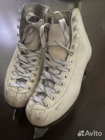 Фигурные коньки wifa