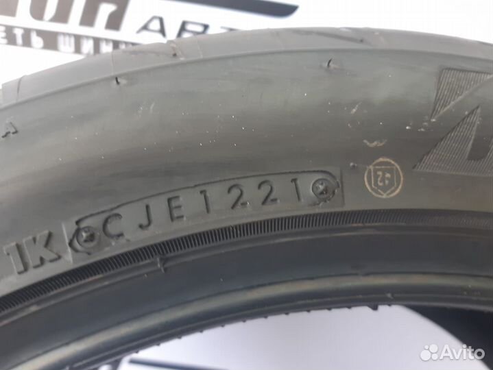 Bridgestone Potenza Adrenalin RE004 245/45 R18 100W