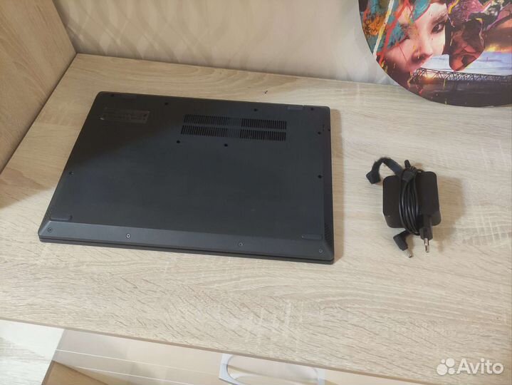 Ноутбук Lenovo Ryzen 3/SSD/FullHD