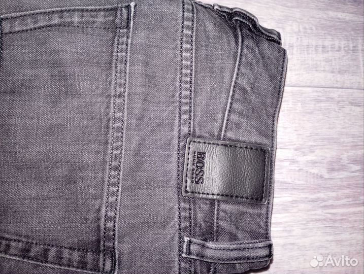 Мужские джинсы hugo boss 32-34