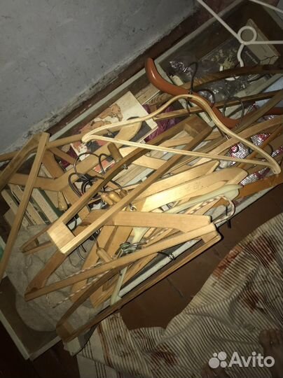 Советские деревянные вешалки