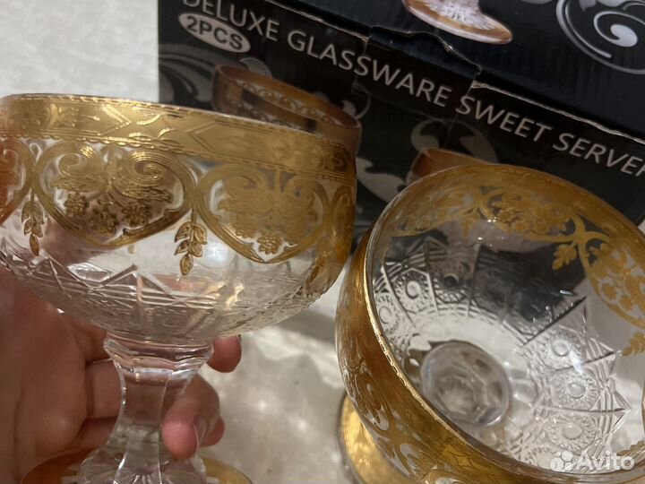 Ваза конфетница на ножке