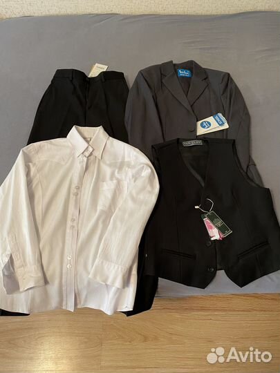 Школьный костюм новый