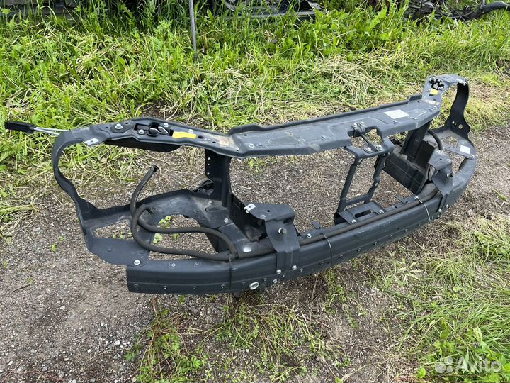 Телевизор передняя панель Mercedes Benz W215