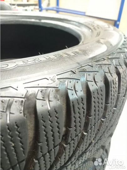 Goodyear UltraGrip 215/55 R17