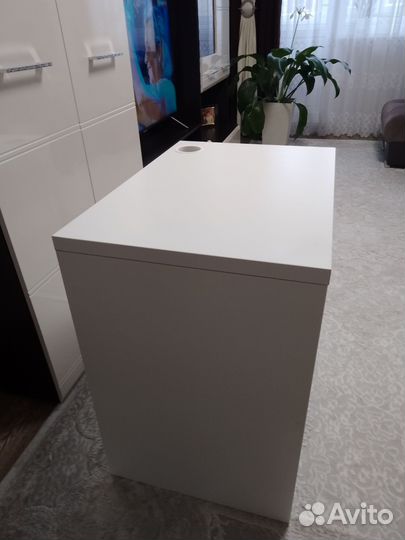 Компьютерный стол IKEA