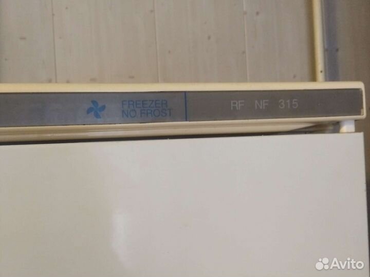 Холодильник бу stinol