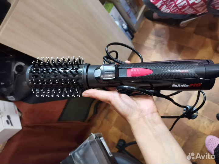 Фен - щетка с ротацией и ионизацией babyliss pro