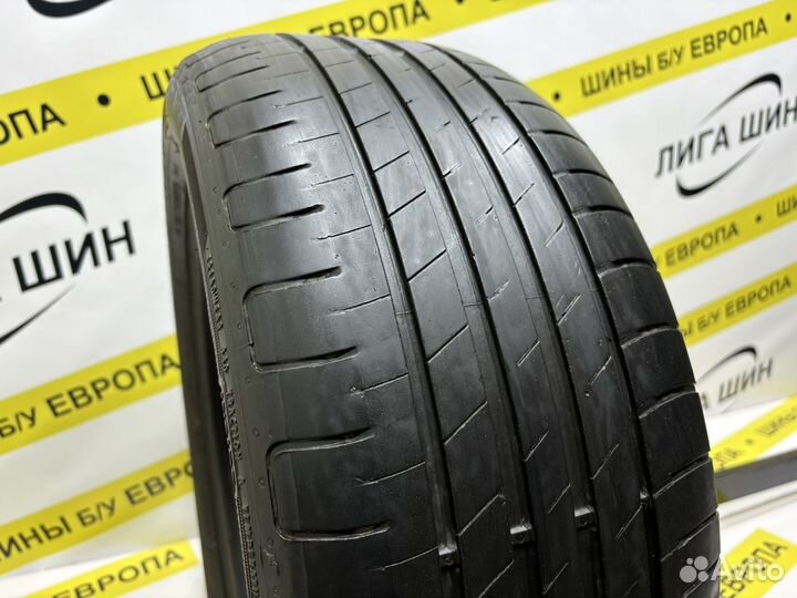 Goodyear EfficientGrip Performance 215/55 R16