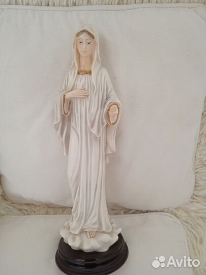 Статуэтка, известного Итальянского скульптора