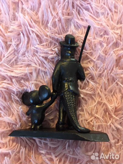 Статуэтка Чебурашка и крокодил Гена