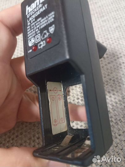 Зарядное устройство для пальчиковых акб 4шт