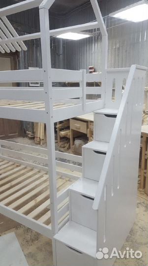 Детская кровать для двоих