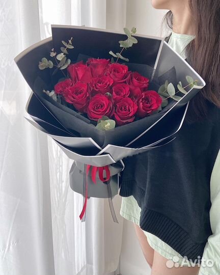 Доставка Букетов из Роз (красные, белые, микс)