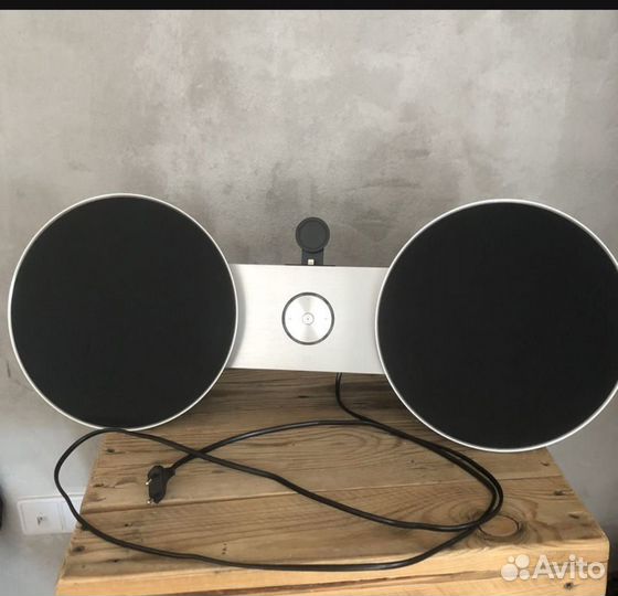 Bang olufsen BeoPlay A8 Silver
