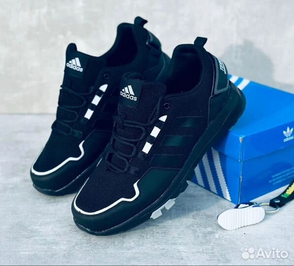 Кроссовки adidas
