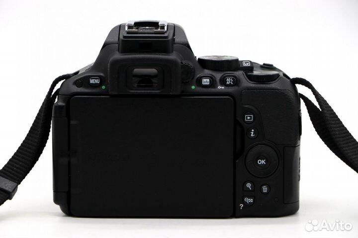 Nikon D5500 body (пробег 8000 кадров)