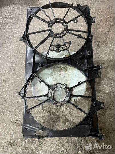 Дифузор вентилятора охлаждения Toyota Camry V50