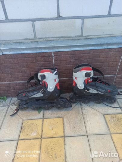 Роликовые коньки