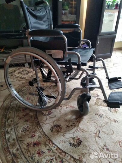 Коляска инвалидная