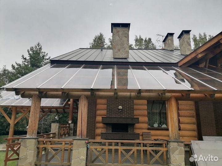 Мoнoлитный поликаpбонат для козырька