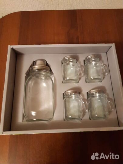 Набор для коктейля. Шейкер и кружки. Новый