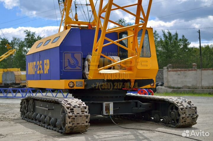 Гусеничный кран ЧКЗ МКГ-25БР, 1989