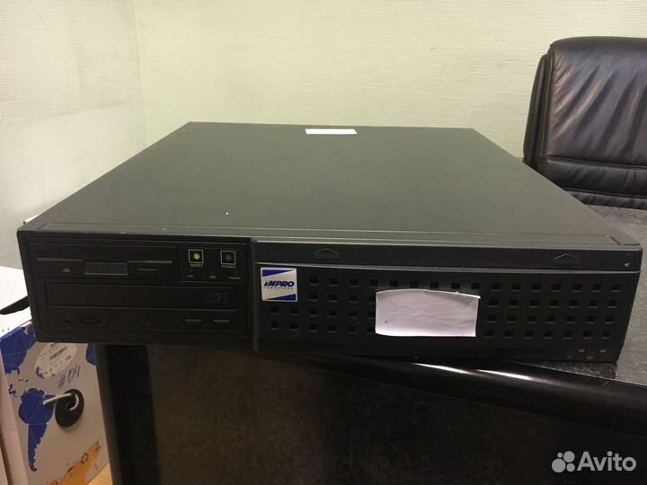 Корпус 2U/Мат плата asus P5LD2-VM/ CPU Pentium