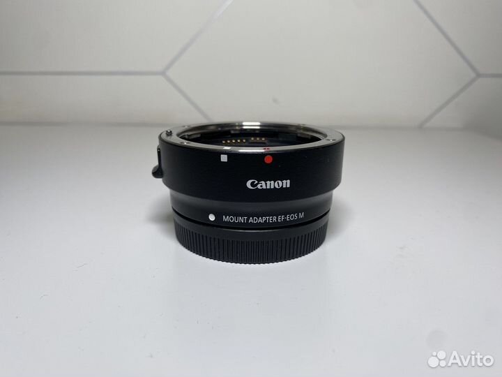 Canon eos m50 kit 15-45mm f/3.5-6.3 + адаптер EF-M