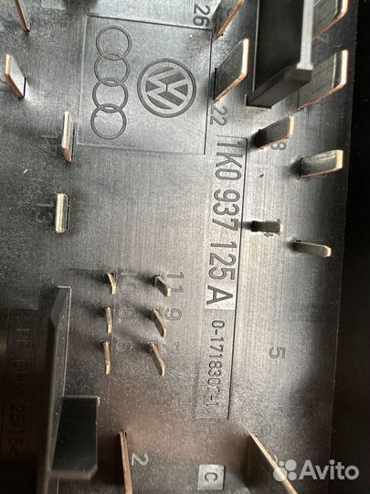 Блок предохранителей Audi A3 8P 2006