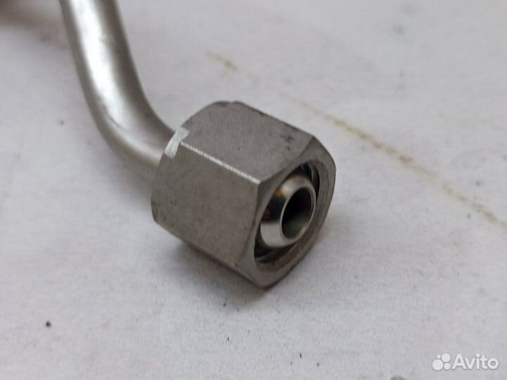 Трубка топливная Volkswagen Passat B7 CAX 2013