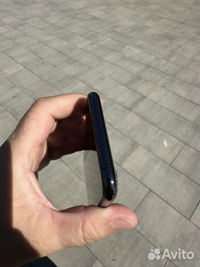 iPhone Xs, 256 ГБ