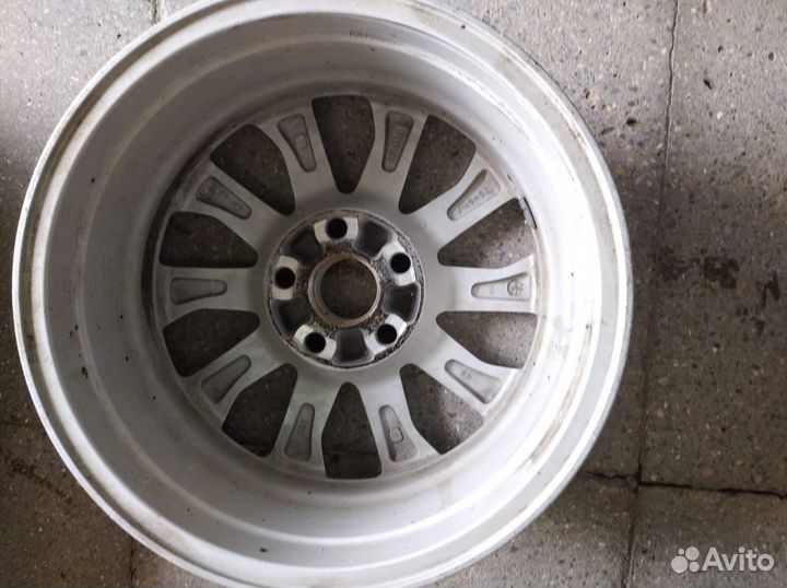 Литые оригинальные диски на Camry