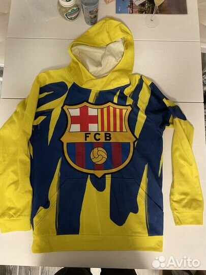 Фк Барселона шапка и худи