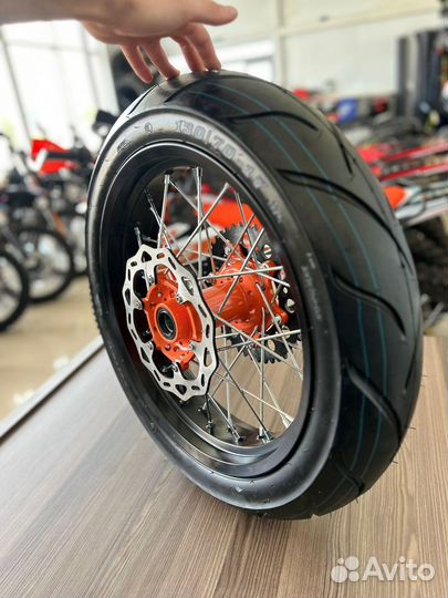 Колеса мотард комп-т тип ктм 110/70-17, 130/70-17