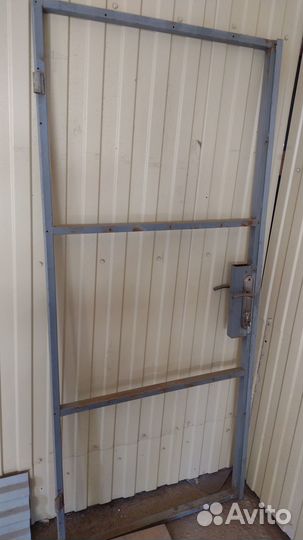 Дверь ворота
