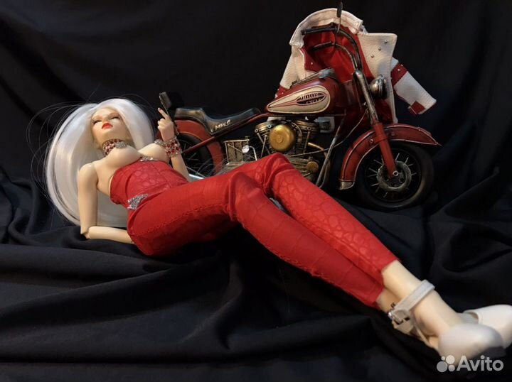 Авторская шарнирная кукла