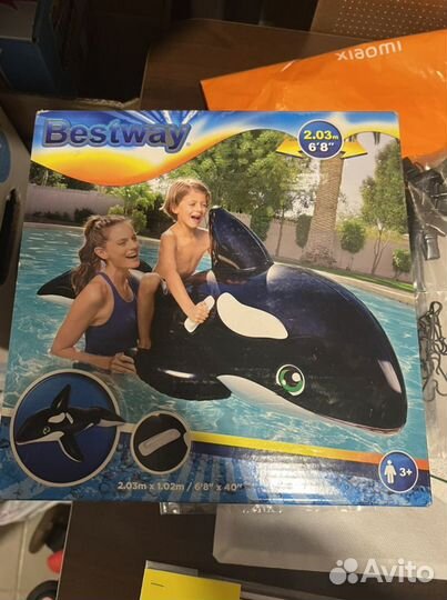 Надувная касатка и надувная акула новые