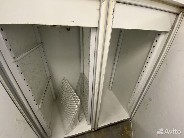 Холодильный шкаф б/у